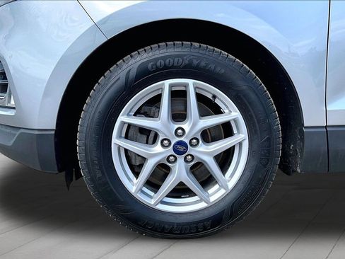 Used 2022 Ford Edge SEL w/ Convenience Package AWD/4WD image 9