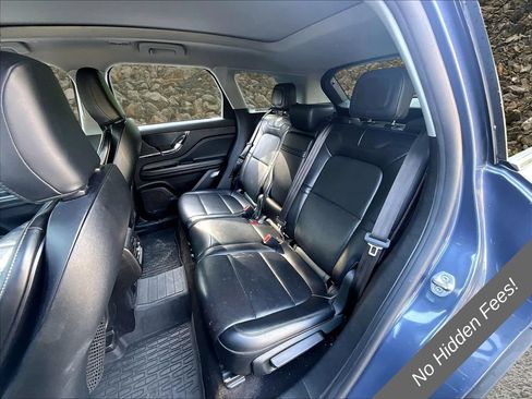 Used 2022 Lincoln Corsair AWD w/ Premium Package image 21