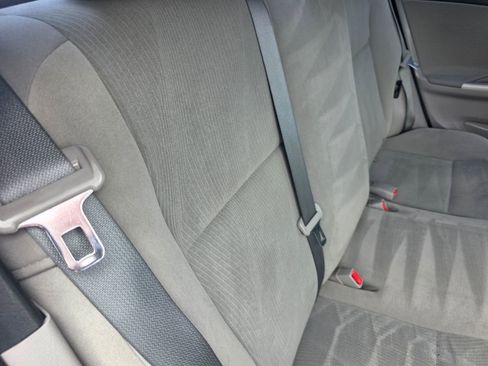 Used 2013 Toyota Corolla LE Special Edition image 29