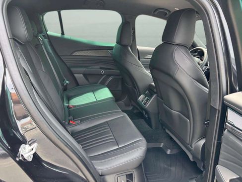 New 2025 Maserati Grecale Modena image 30