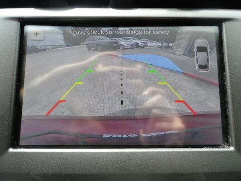 Used 2017 Ford Fusion SE w/ Equipment Group 201A FWD image 13