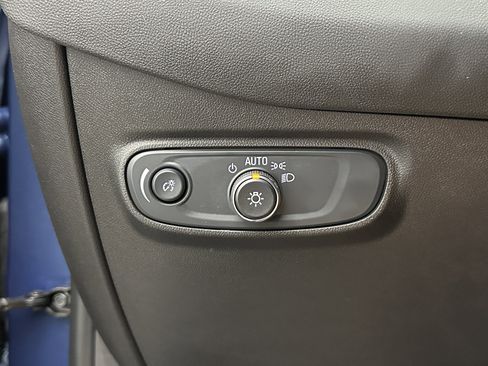 Used 2024 Chevrolet Equinox LT image 22