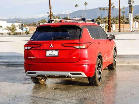 Used 2024 Mitsubishi Outlander SEL image 9