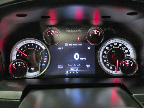 Used 2018 RAM 2500 Laramie w/ Convenience Group image 17