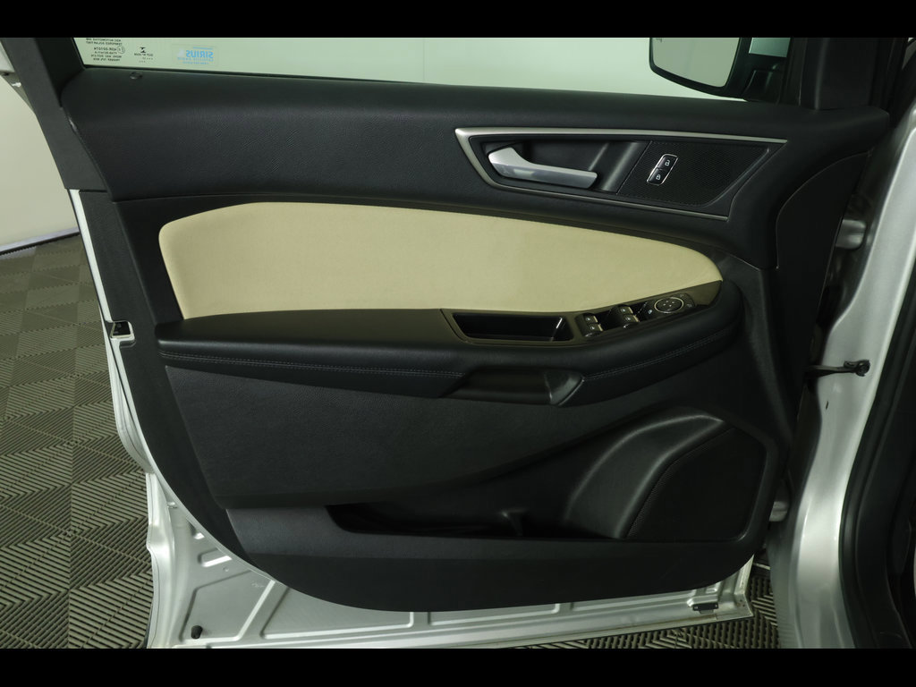 Used 2017 Ford Edge SEL w/ Cargo Accessory Package FWD image 15