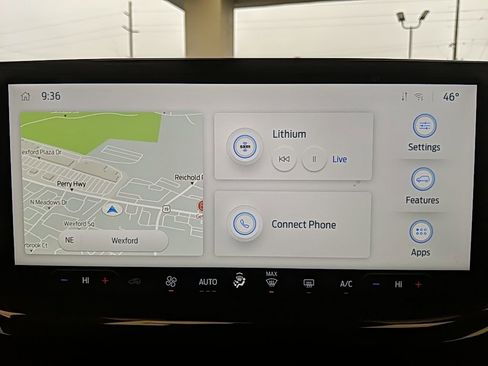 Used 2023 Ford Escape ST-Line w/ Tech Pack #1 image 17