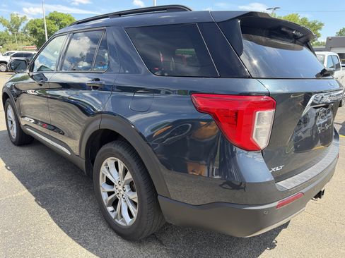 Certified 2023 Ford Explorer XLT w/ Equipment Group 202A AWD/4WD image 3