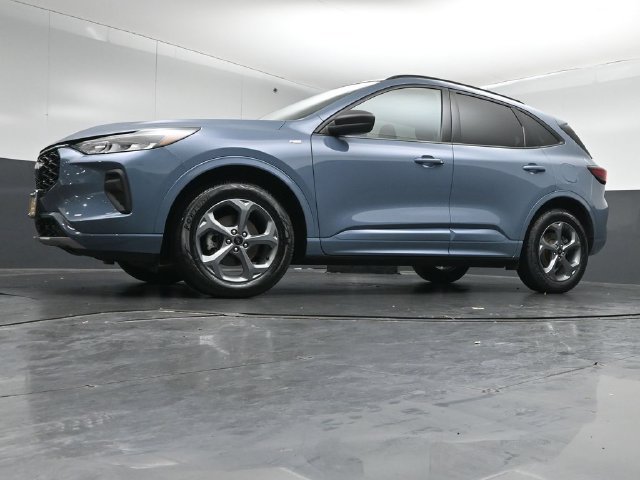 Certified 2024 Ford Escape ST-Line w/ Tech Pack #1 AWD/4WD image 41