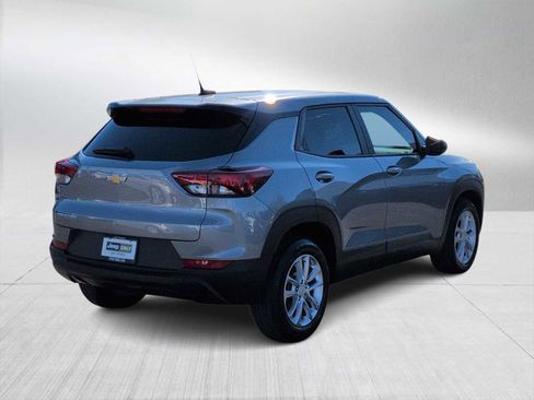 Used 2025 Chevrolet TrailBlazer LS image 8