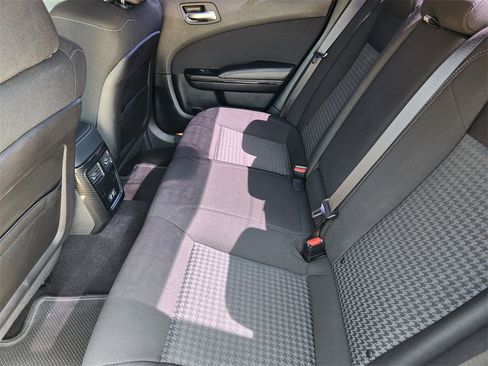 Used 2023 Dodge Charger R/T w/ Blacktop Package image 29