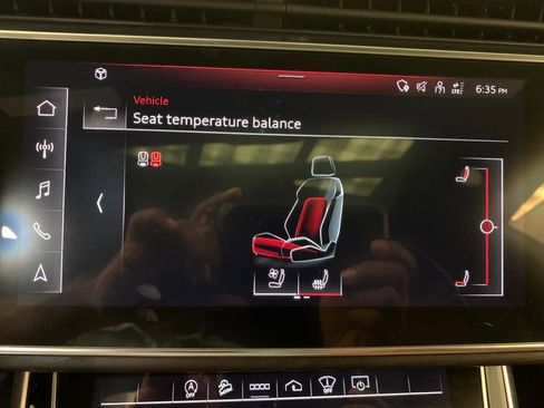 Used 2021 Audi Q8 Prestige w/ Prestige Package image 35