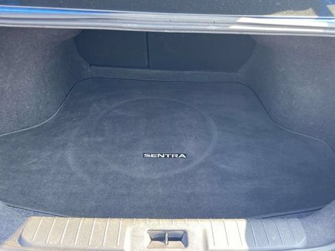Used 2025 Nissan Sentra SV FWD image 10