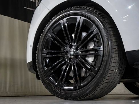 Used 2024 Land Rover Range Rover SE image 48