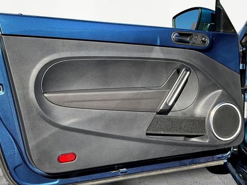 Used 2019 Volkswagen Beetle 2.0T SE image 19