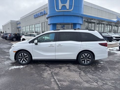 New 2026 Honda Odyssey EX-L image 8