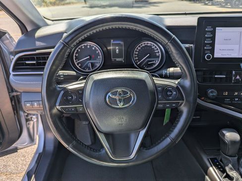 Used 2024 Toyota Camry SE FWD image 13
