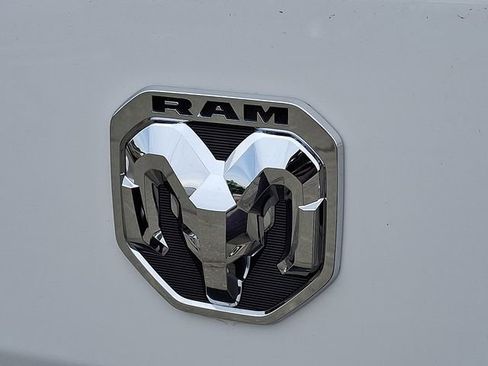Used 2024 RAM ProMaster 2500 w/ Safety Group FWD image 25