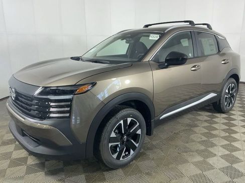 New 2026 Nissan Kicks SV AWD/4WD image 3