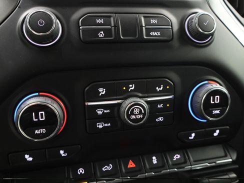 Used 2022 Chevrolet Silverado 1500 RST w/ Redline Edition AWD/4WD image 49