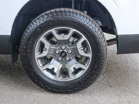 New 2024 Ford Maverick Lariat w/ 4K Tow Package image 9