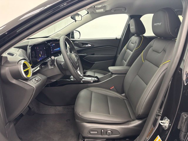New 2026 Chevrolet Trax ACTIV w/ Driver Confidence Package FWD image 23