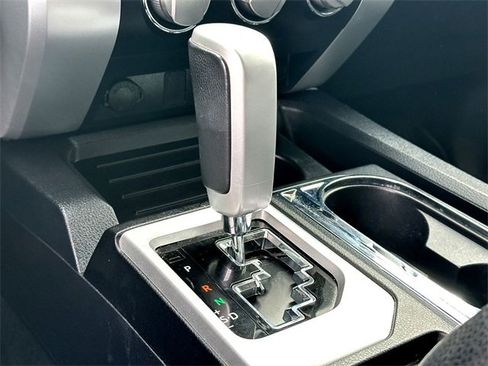 Used 2018 Toyota Tundra SR5 image 16