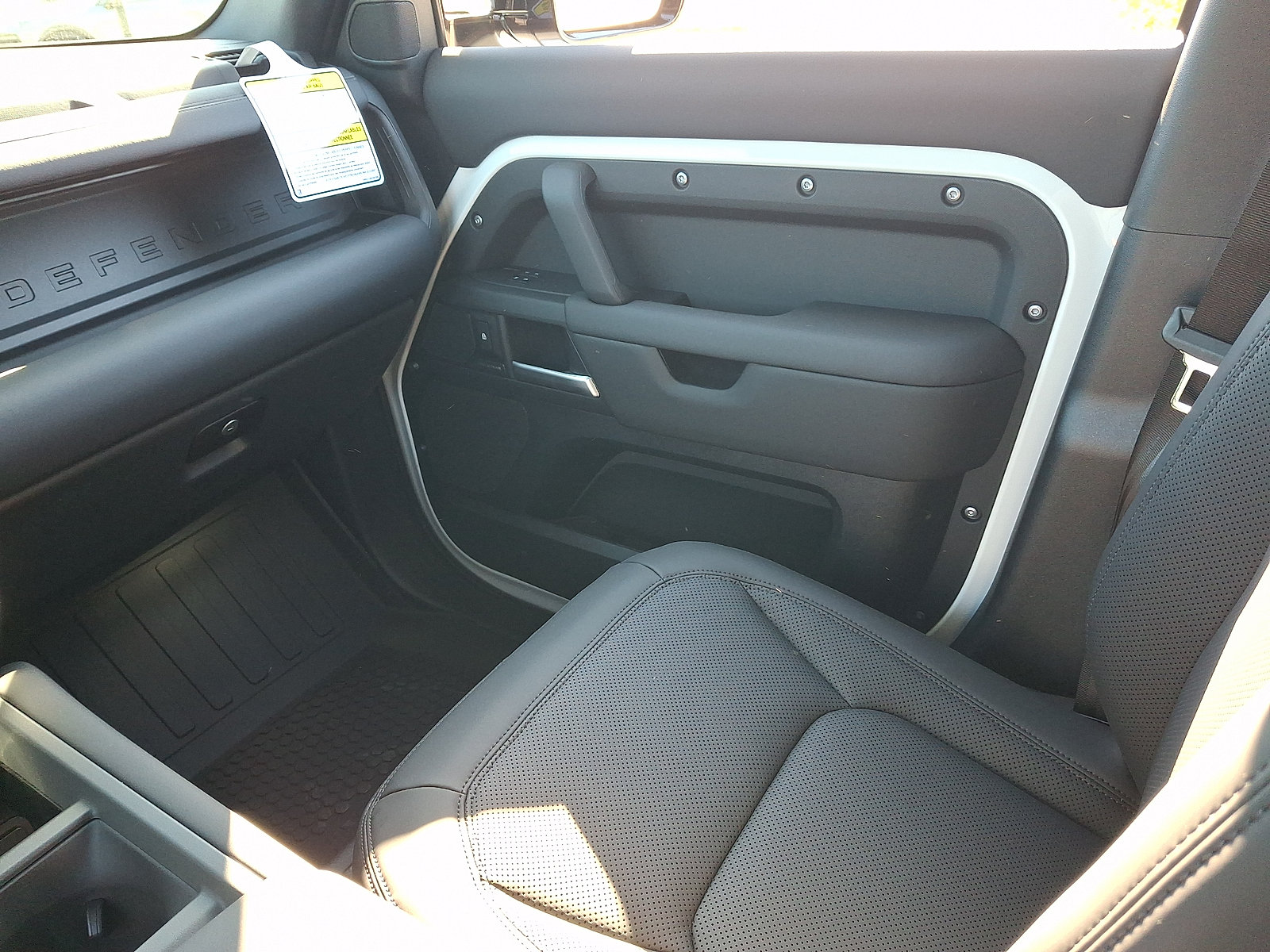 New 2026 Land Rover Defender 110 S AWD/4WD image 4