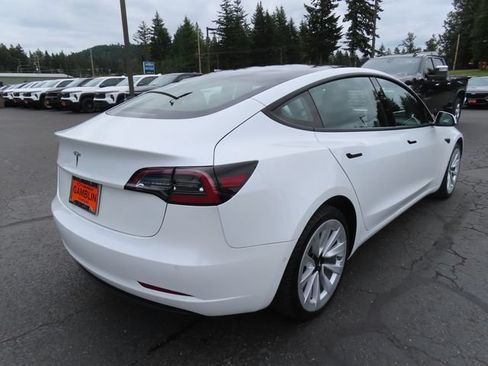 Used 2022 Tesla Model 3 RWD image 8