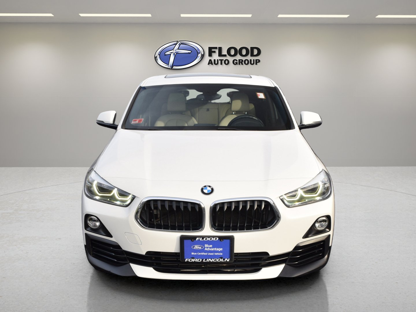 Used 2018 BMW X2 xDrive28i w/ Convenience Package AWD/4WD image 2