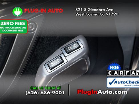 Used 2017 Jeep Wrangler Unlimited Sport w/ Connectivity Group AWD/4WD image 21