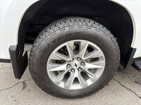 Certified 2021 Chevrolet Silverado 1500 High Country w/ LPO, Dark Essentials Package image 24