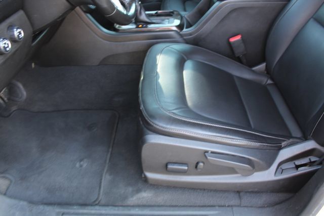 Used 2022 GMC Canyon Elevation w/ Elevation Premium Package AWD/4WD image 32