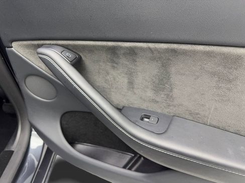 Used 2024 Tesla Model Y Long Range image 43