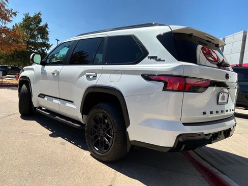 Used 2024 Toyota Sequoia Platinum w/ TRD Off-Road Package AWD/4WD image 8