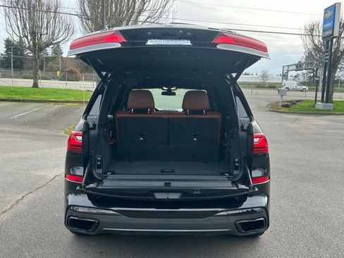Used 2020 BMW X7 M50i w/ Dynamic Handling Package image 7