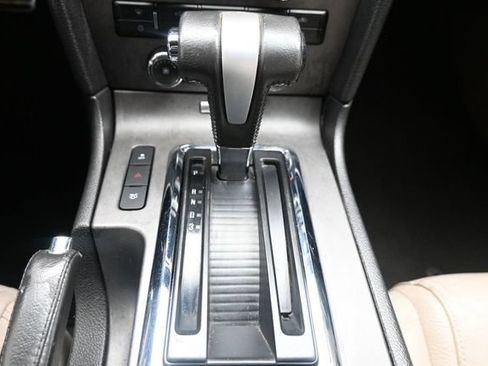 Used 2011 Ford Mustang Premium w/ 201A Rapid Spec Order Code RWD image 28