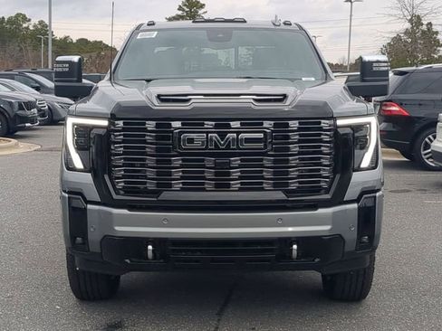 New 2026 GMC Sierra 2500 Denali Ultimate image 12