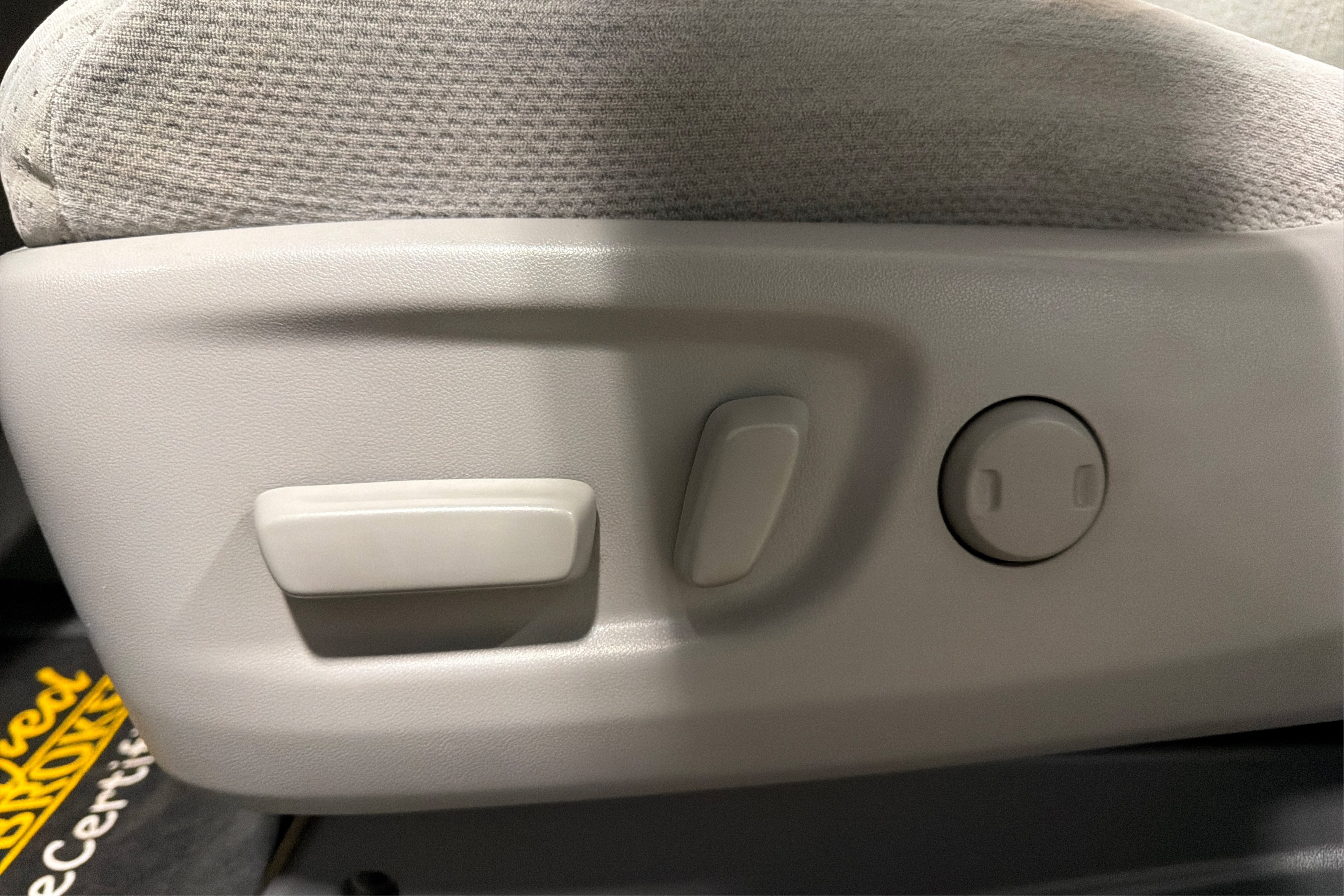 Used 2019 Toyota Sienna LE FWD image 18
