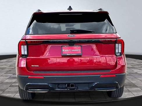 Used 2025 Ford Explorer ST-Line RWD image 6
