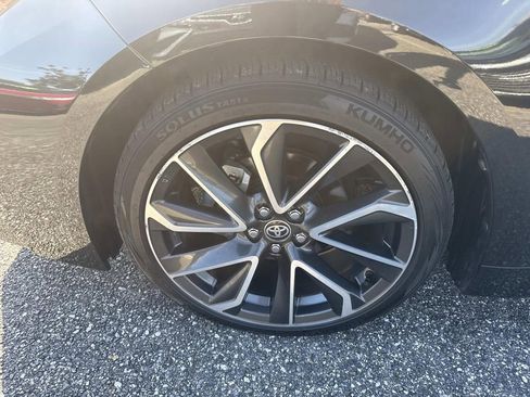 Used 2022 Toyota Corolla SE image 11
