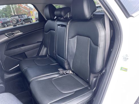 Used 2023 Kia Sportage EX image 21