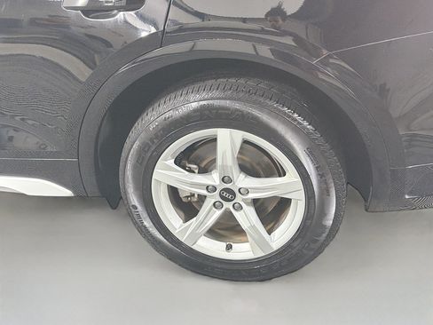 Used 2021 Audi Q5 2.0T Premium w/ Convenience Package AWD/4WD image 11