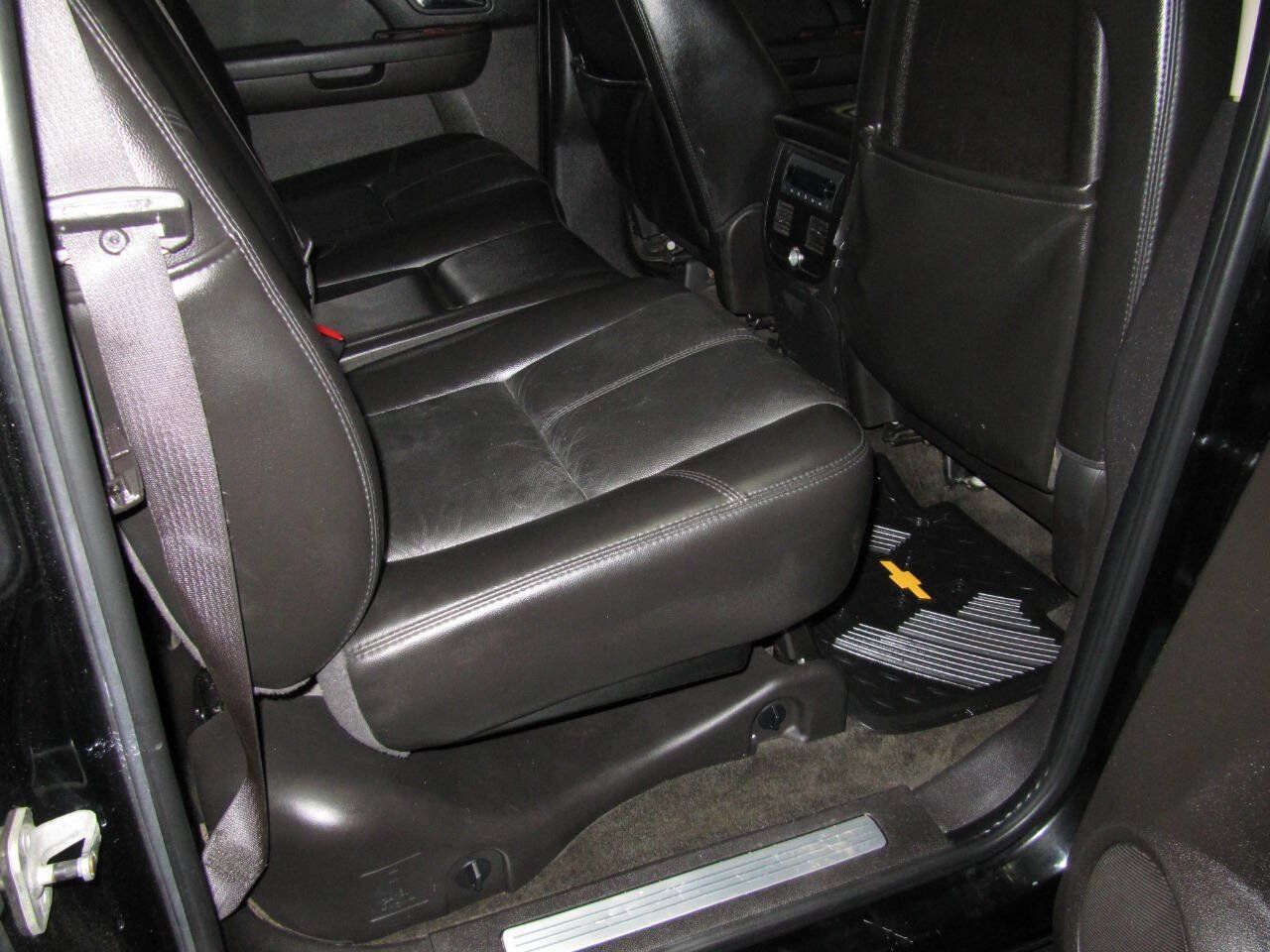 Used 2008 Chevrolet Avalanche LTZ w/ LTZ Preferred Equipment Group AWD/4WD image 26