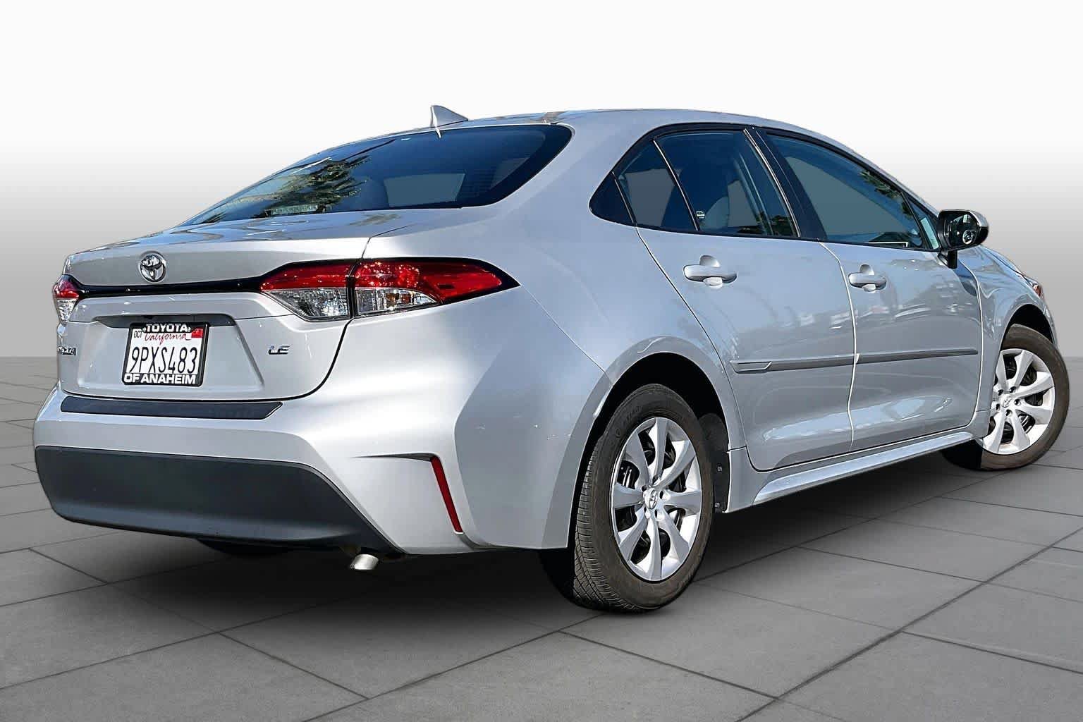 Used 2024 Toyota Corolla LE FWD image 12