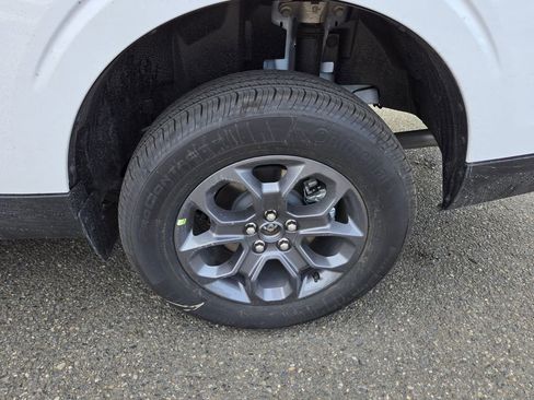 New 2025 Ford Maverick XLT w/ XLT Luxury Package image 9