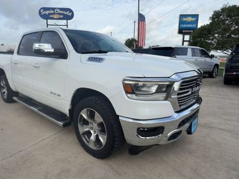 Used 2024 RAM 1500 Laramie AWD/4WD image 2