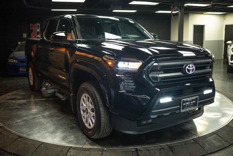 Used 2026 Toyota Tacoma SR5 AWD/4WD image 5