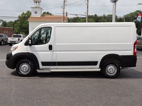 Used 2025 RAM ProMaster 2500 w/ U-Haul Equipment Group FWD image 14