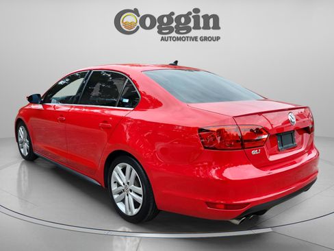 Used 2012 Volkswagen Jetta GLI image 4