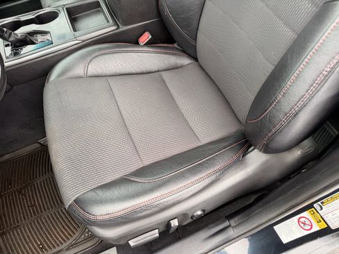 Used 2017 Toyota Camry SE image 8